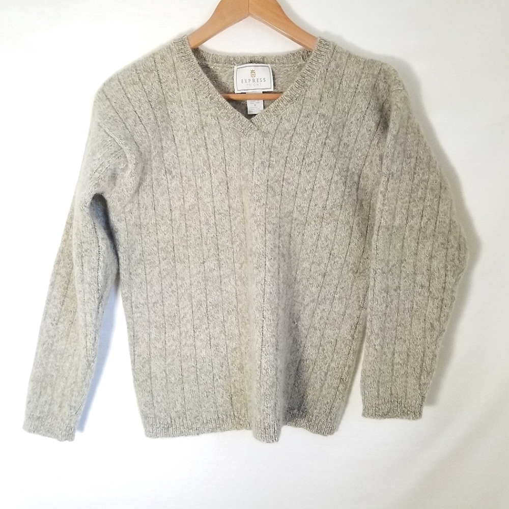 Vintage Tan Beige EXPRESS TRICOT 100% Wool Cable Knit V-neck Sweater
